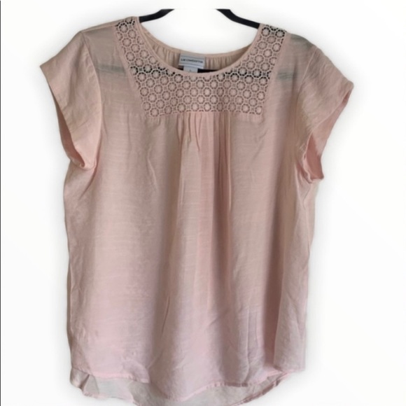Liz Claiborne Tops - Pink Liz Claiborne Blouse Size L
